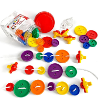 Игра на сенсомоторное развитие "Гигантские пуговицы и веселая шнуровка"" - «globural.ru» - Рузаевка
