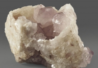 Кварц аметистовый с кальцитом - «globural.ru» - Рузаевка