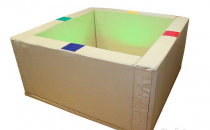 Интерактивный сухой бассейн с кнопками-переключателями 150х150х66см. - «globural.ru» - Рузаевка